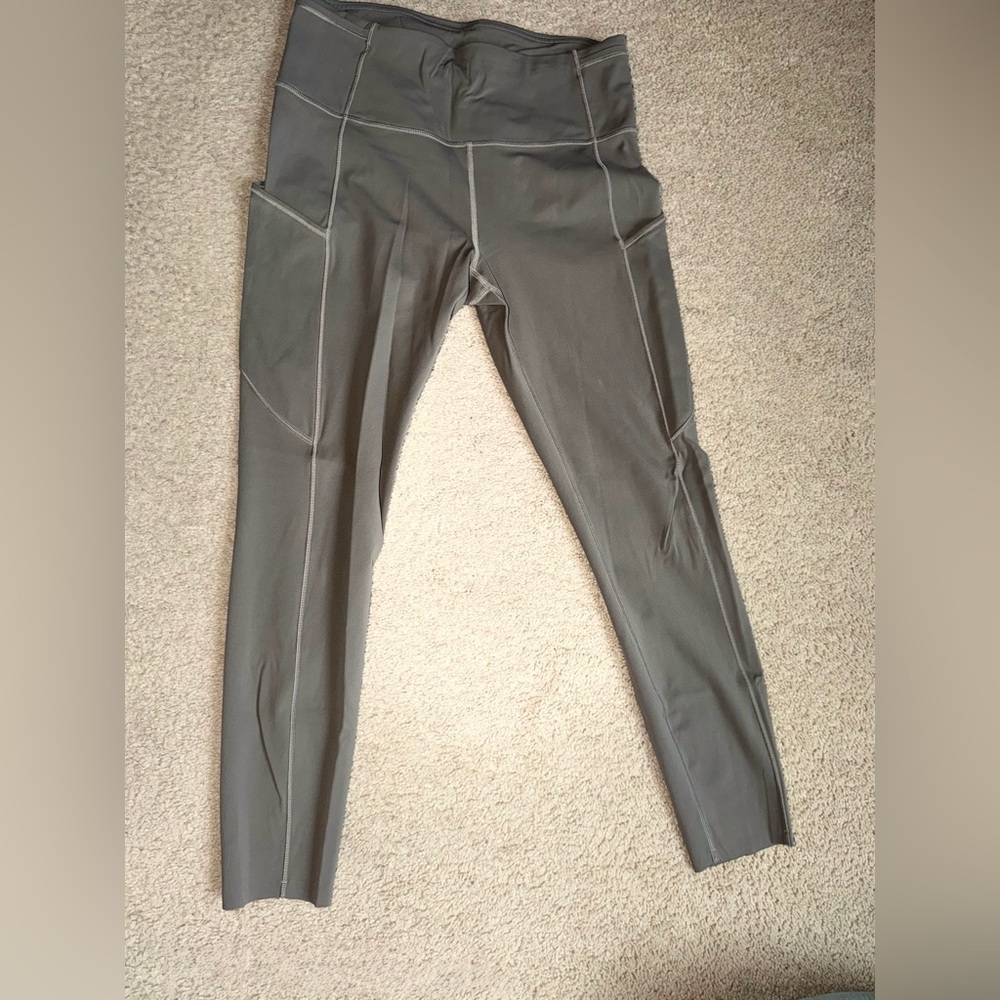 Lululemon High Rise HR Fast & Free Tight Pocket Legging 28” Army Green 8